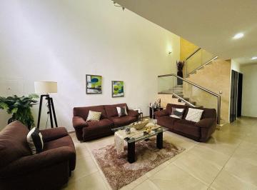 Casa de 4 habitaciones, Mérida · Casa en Venta Mérida, con Piscina, Chichi Suarez