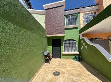 Casa en Venta de 3 habitaciones Jardines del Valle · Venta de Casa en Jardines del Valle Zapopan