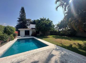 Casa · 500m² · 8 Recámaras · 5 Estacionamientos · Casas Para Remodelar en Venta, Col. Delicias