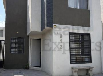641187 · Casas en Venta en Santa María