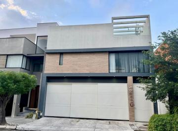 1 · Casa en Venta en Cumbres Monterrey