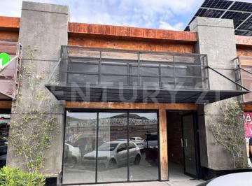 Local comercial · 67m² · Renta Local en Reliz en Plaza Andares