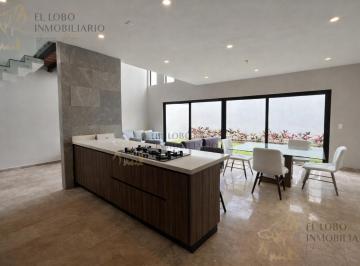Casa · 280m² · 4 Recámaras · Cascasa en Venta Cancún | Residencial Río | 3 Niveles | Recámara en Planta Bajaa