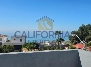 Casa de 3 habitaciones, Playas de Rosarito · Casa en Venta en Puerto Nuevo con Terraza y 3 Habitaciones