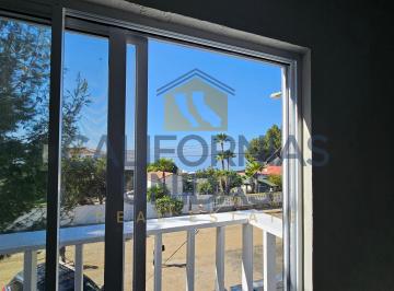 Casa de 3 habitaciones, Playas de Rosarito · Casa en Venta en Puerto Nuevo con Terraza y 3 Habitaciones