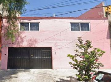 Casa de 4 habitaciones, Venustiano Carranza · Venta de Casa en Romero Rubio