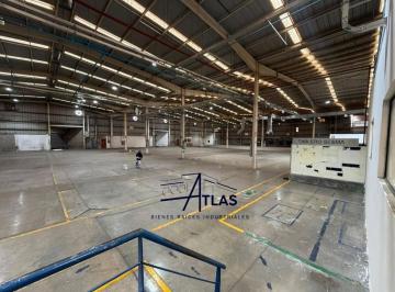 Nave industrial , Querétaro · Bodega en Renta 4,500 m² con 300 Kvas