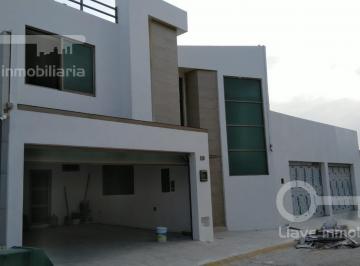 Casa · 400m² · 4 Recámaras · 4 Estacionamientos · Casa en Venta, José María Velasco, Fracc. Paraíso