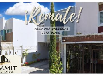 Casa de 3 habitaciones, Zapopan · Casa en Remate Bancario Centinela I Zapopan Jalisco