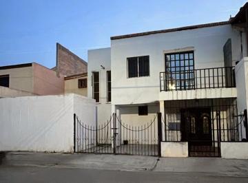 Casa · 240m² · 3 Recámaras · Casa en Venta Norte de Saltillo