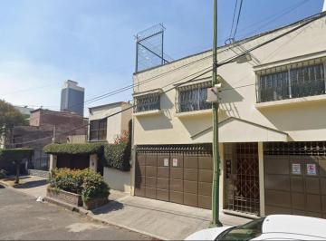 Casa de 5 habitaciones, Benito Juárez · Casa en Venta en Calle Ixcateopan, Letran Valle