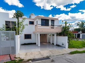 Casa de 3 habitaciones, Mérida · Casa en Venta Los Pinos Mérida Yucatán