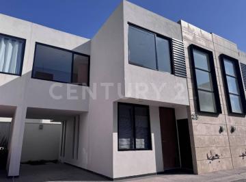 Casa · 109m² · 3 Recámaras · 2 Estacionamientos · Casa en Venta Fraccionamiento Álamo Residencial Zona Forjadores y Zavaleta