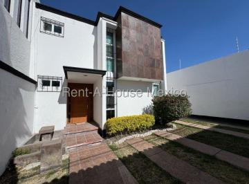 Casa de 3 habitaciones, Querétaro · Casa en Álamos 3era. Sección 3h con 3baños Completos + Asador y Patio