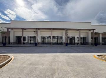 Local comercial · 31m² · 67 Estacionamientos · Locales en Renta Plaza Zarco, Chihuahua