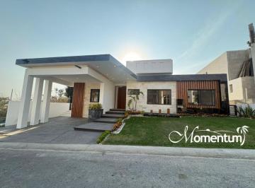 Casa de 4 habitaciones, Atlatlahucan · Casa en Venta en Lomas de Cocoyoc