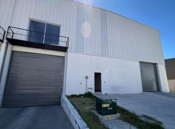 Bodega comercial · 822m² · 4 Estacionamientos · Bodega en Renta en La Venta del Astillero