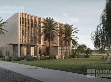 Casa · 535m² · 3 Recámaras · 3 Estacionamientos · Casa en Pre - Venta en Lomas del Campanario Norte, Condominio Lagos