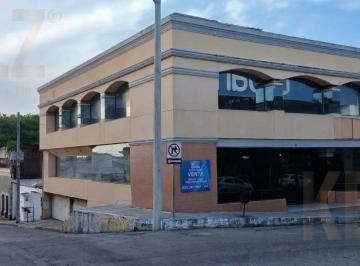 Edificio · 739m² · 8 Estacionamientos · Edificio Comercial en Venta