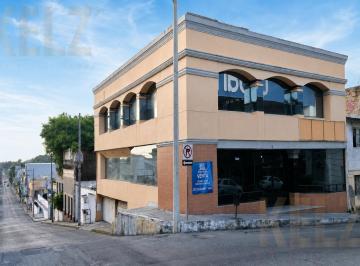 Edificio · 739m² · 8 Estacionamientos · Edificio Comercial en Venta