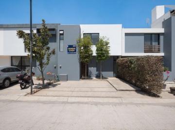 Casa en condominio · 135m² · 3 Recámaras · 2 Estacionamientos · Tu Nueva Casa en Valle Imperial | 3 Recámaras + Estudio en Pb, en Coto Almendros