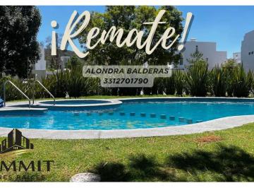 Casa en condominio de 3 habitaciones, Zapopan · Casa en Remate Bancario Natura Bosques Residencial Santa Ana Tepetitlan Zapopan