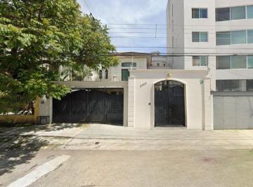 Casa en Venta de 4 habitaciones Fraccionamiento Terranova · Amplia Casa Junto a La Glorieta de La Minerva en Remate