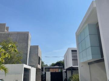 Terreno / Lote · 267m² · Terreno en Venta, Col. Jardines de Cuernavaca
