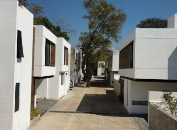 Casa en condominio · 205m² · 4 Recámaras · 2 Estacionamientos · Casa en Venta, Condominio Col. San Antón, Vigilancia