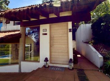 6e3d4e64a8c2ce99cc868cd96e9a636773ae7ffc15b0aa8387221795111f5da1 · Casa en Venta Valle de Bravo/ Avandaro