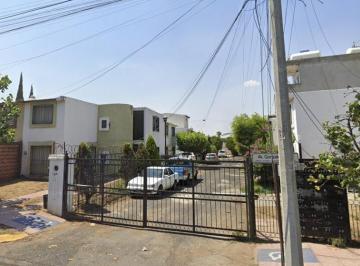 Casa de 3 habitaciones, San Pedro Tlaquepaque · Casa en Olivos Tlaquepaque Remate Hipotecario con Descuento Oportunidad de Inversion