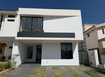 Casa en condominio de 4 habitaciones, Tlajomulco de Zúñiga · Casa en Venta en Provenza Residencial, Tlajomulco de Zuñiga