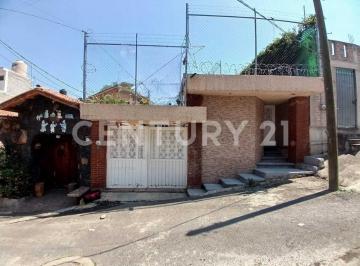 Casa · 201m² · 5 Recámaras · 2 Estacionamientos · Casa en Venta