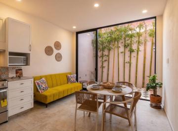 Casa · 134m² · 3 Recámaras · 1 Estacionamiento · Casa de Construcción Nueva con Detalles de Lujo y Caminable a Restaurantes
