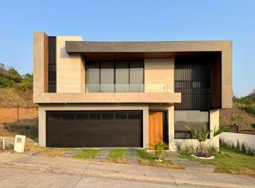 Casa de 3 habitaciones, Alvarado · Casa Equipada en Venta