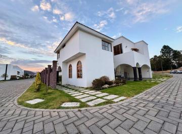 Casa de 4 habitaciones, Atlixco · Vive en El Mejor Clima del Mundo Las Memorias