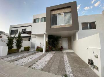 Casa de 4 habitaciones, Querétaro · Casa Paloma en Venta en Cumbres del Lago Juriquilla