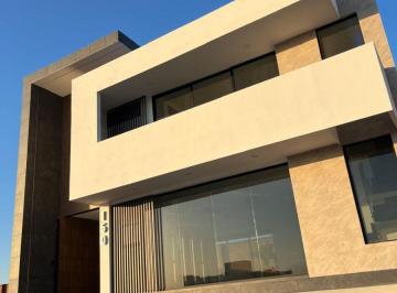 Casa de 3 habitaciones, Alvarado · Casa en Venta! Punta Tiburon