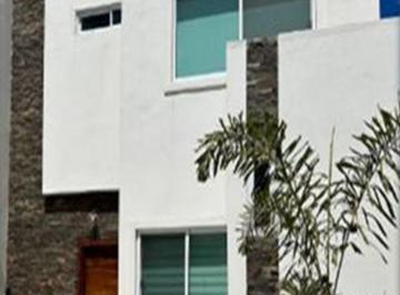 Casa de 3 habitaciones, La Paz · Hermosa Casa en Venta B. C. s, La Paz