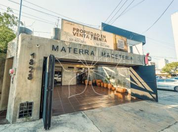 Casa de 4 habitaciones, Zapopan · Propiedad en Venta Sobre Av Naciones Unidas, Jardines Universidad, Zapopan