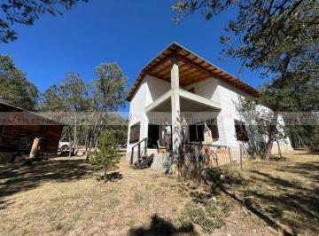 Rancho · 130m² · 3 Recámaras · 10 Estacionamientos · Rancho en Venta en Arteaga