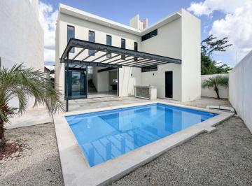 Casa de 4 habitaciones, Mérida · Casa en Venta de 4 Habitaciones con Detalles de Lujo en Bosques de Conkal 3