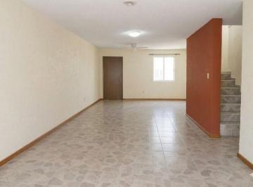 Casa de 4 habitaciones, Zapopan · Casa en Venta con Local Comercial en Tabachines, Zapopan – Excelente Ubicación