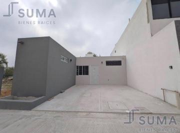 Casa · 86m² · 2 Recámaras · 2 Estacionamientos · Casa de 1 Piso en Col. Jesús Luna Luna, Madero Tamaulipas.