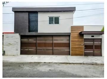 1 · Casa en Venta en Contry, Monterrey - Amplia y Bien Ubicada