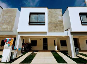 Casa · 161m² · 3 Recámaras · 2 Estacionamientos · Casacapittala | Nuevas, Equipadas y a Precio de Oportunidad | Casa en Venta | León Guanajuato