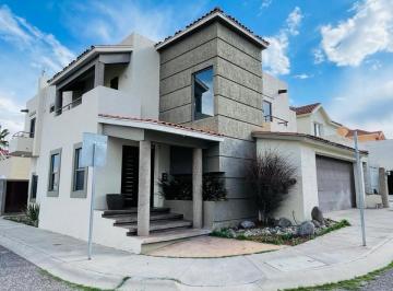Casa · 274m² · 4 Recámaras · Casa - Fraccionamiento Senda Real