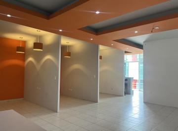 Local comercial · 130m² · Local en Renta Lomas de Angelópolis