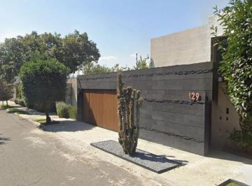 Casa de 5 habitaciones, Miguel Hidalgo · Casa en Venta en Bosques de Las Lomas