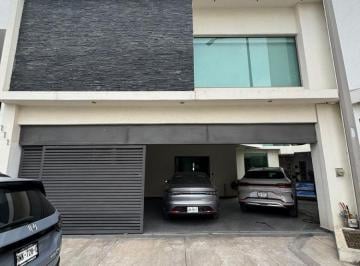 Casa de 4 habitaciones, Monterrey · Espectacular Casa en Venta en Zona Cumbres – Privada Las Aves